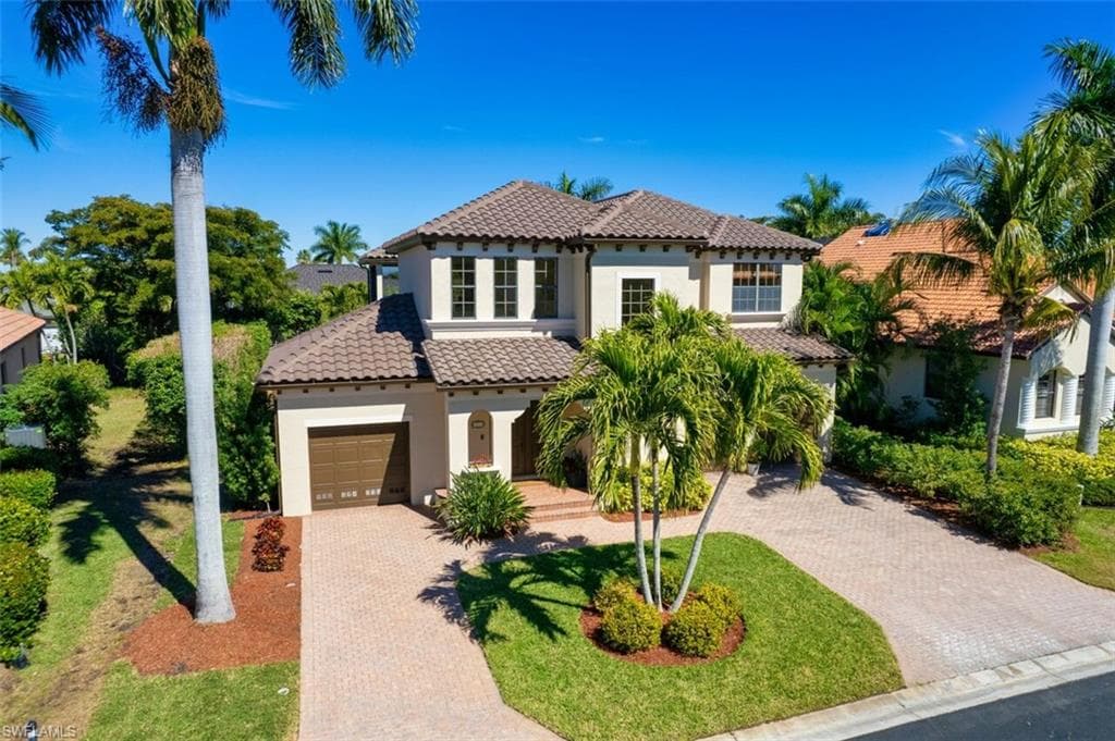 8832 Tropical CT FORT MYERS, FL 33908