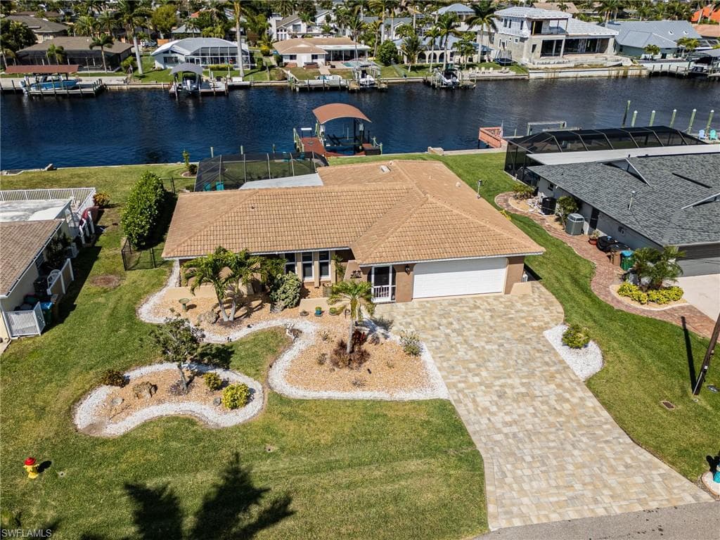 1933 SE 36th ST CAPE CORAL, FL 33904