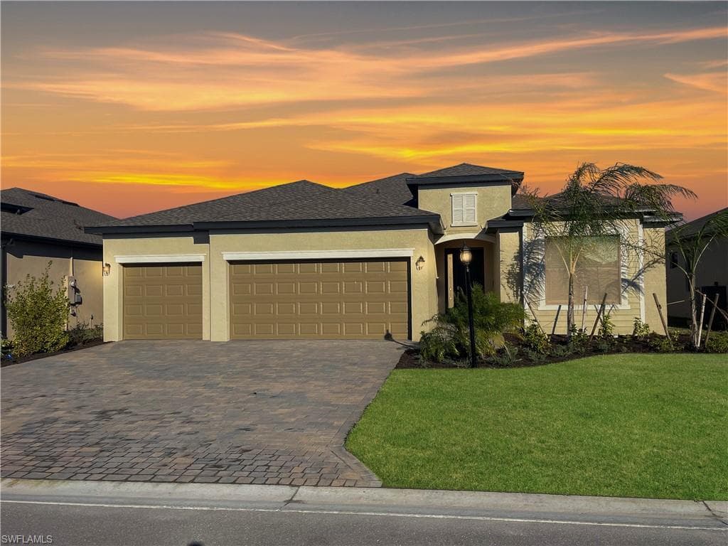 3279 Altimira DR FORT MYERS, FL 33905