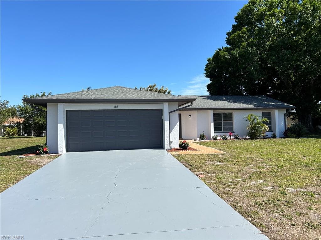 115 Airview AVE LEHIGH ACRES, FL 33936