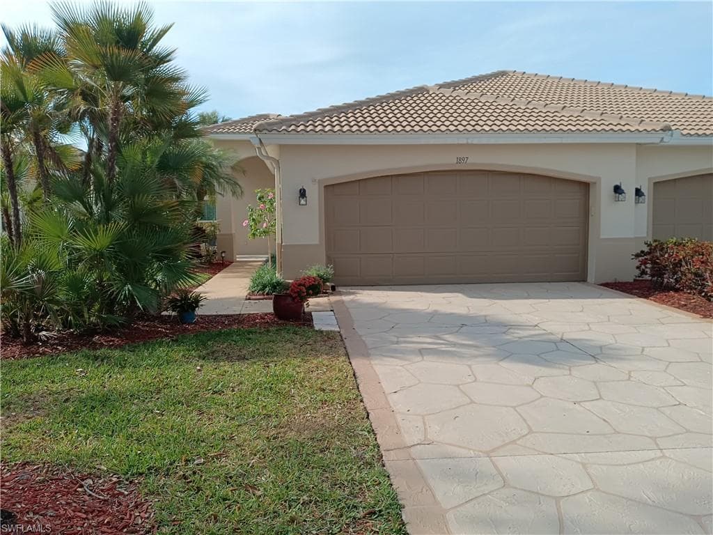 1897 Crestview WAY A-38 NAPLES, FL 34119