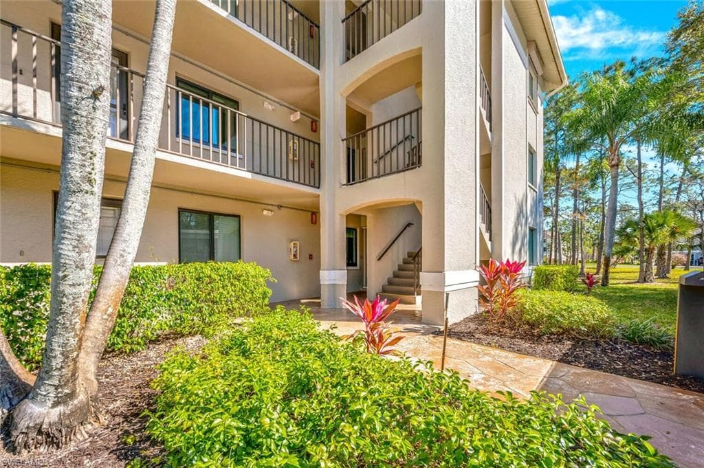 5724 Deauville CIR H108 NAPLES, FL 34112