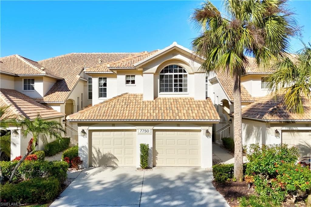 7750 Gardner DR 202 NAPLES, FL 34109