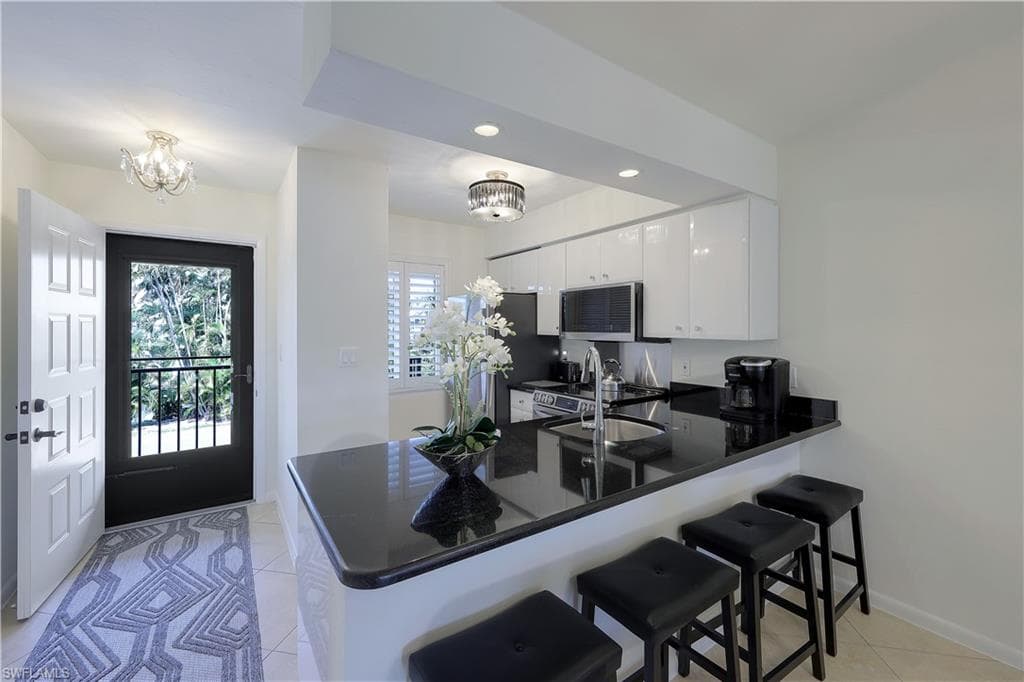 811 Elkcam CIR D6 MARCO ISLAND, FL 34145