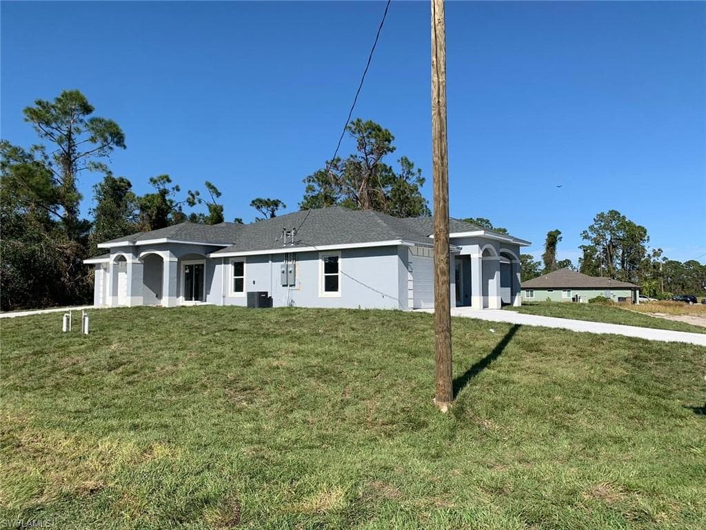 4714 13th ST SW LEHIGH ACRES, FL 33973