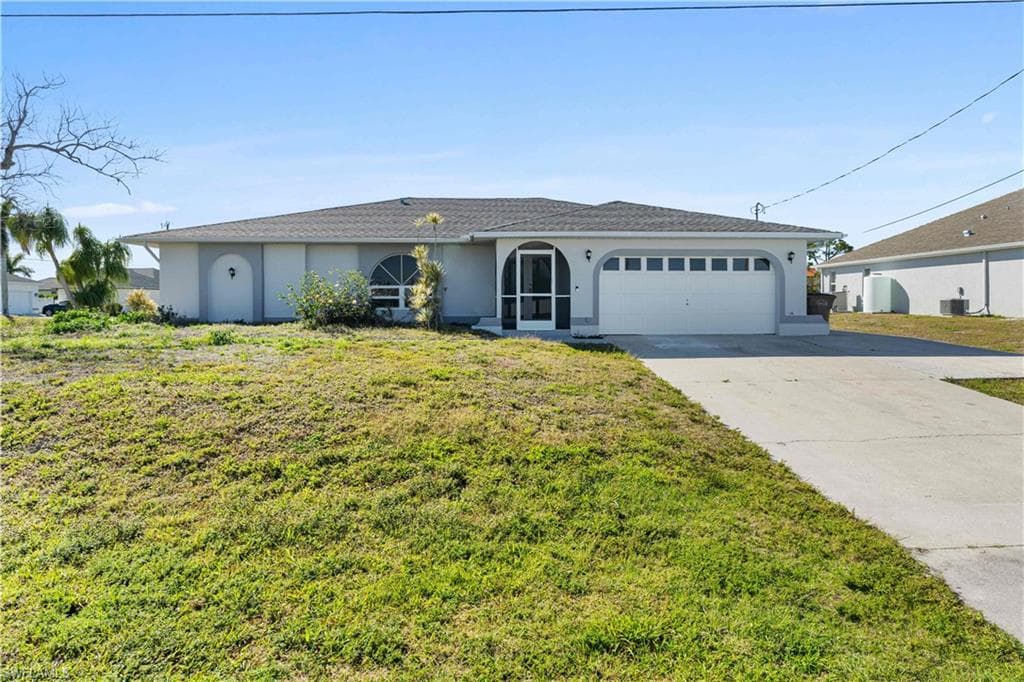 1000 NW 19th PL CAPE CORAL, FL 33993