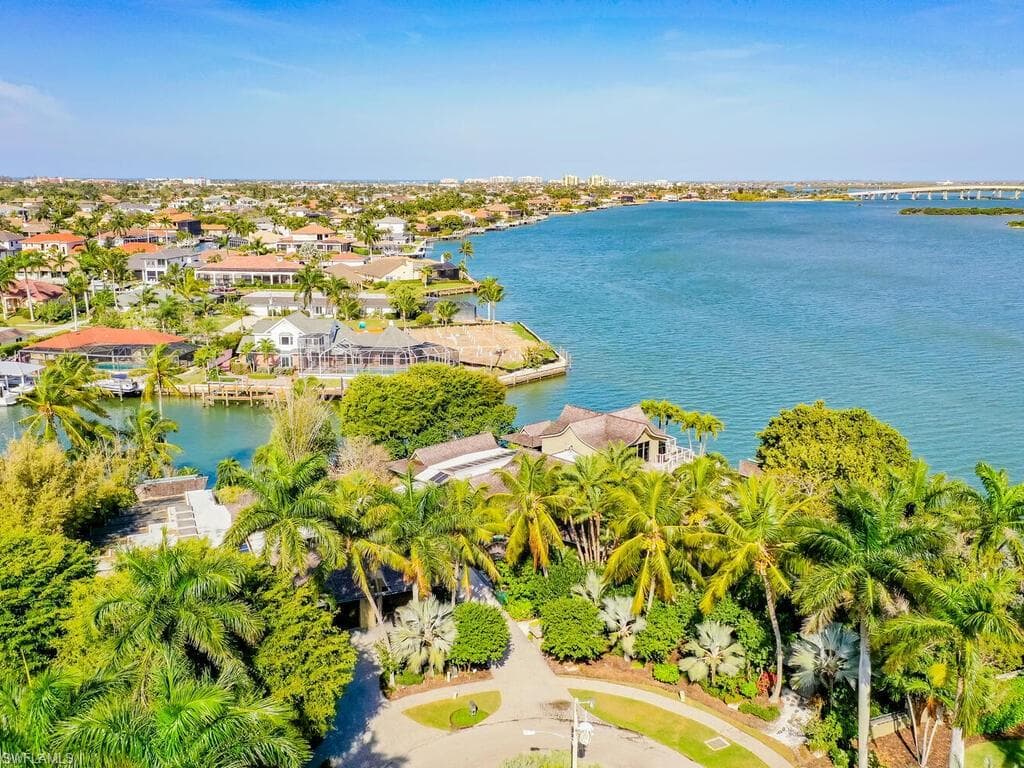 361 Polynesia CT MARCO ISLAND, FL 34145