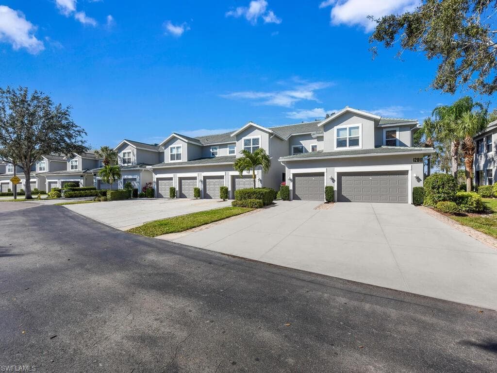 12011 Champions Green WAY 706 FORT MYERS, FL 33913