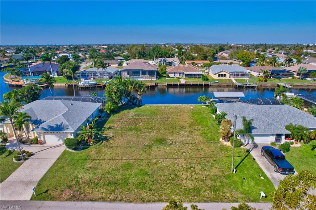 1206 21st AVE CAPE CORAL, FL 33990