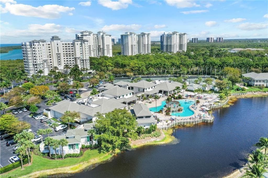 315 Dunes BLVD 801 NAPLES, FL 34110