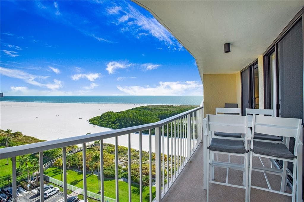 380 Seaview CT 1107 MARCO ISLAND, FL 34145