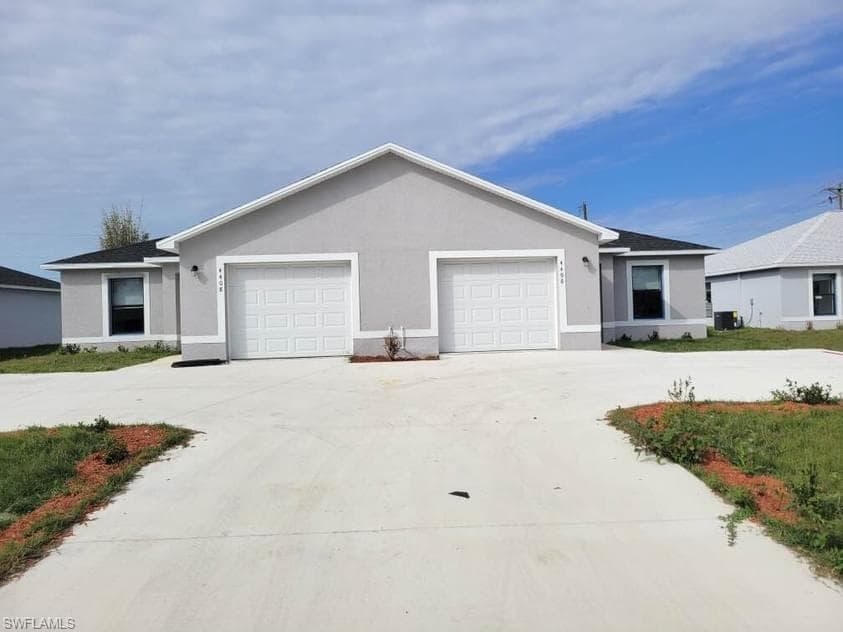 4404 Skyline BLVD CAPE CORAL, FL 33914