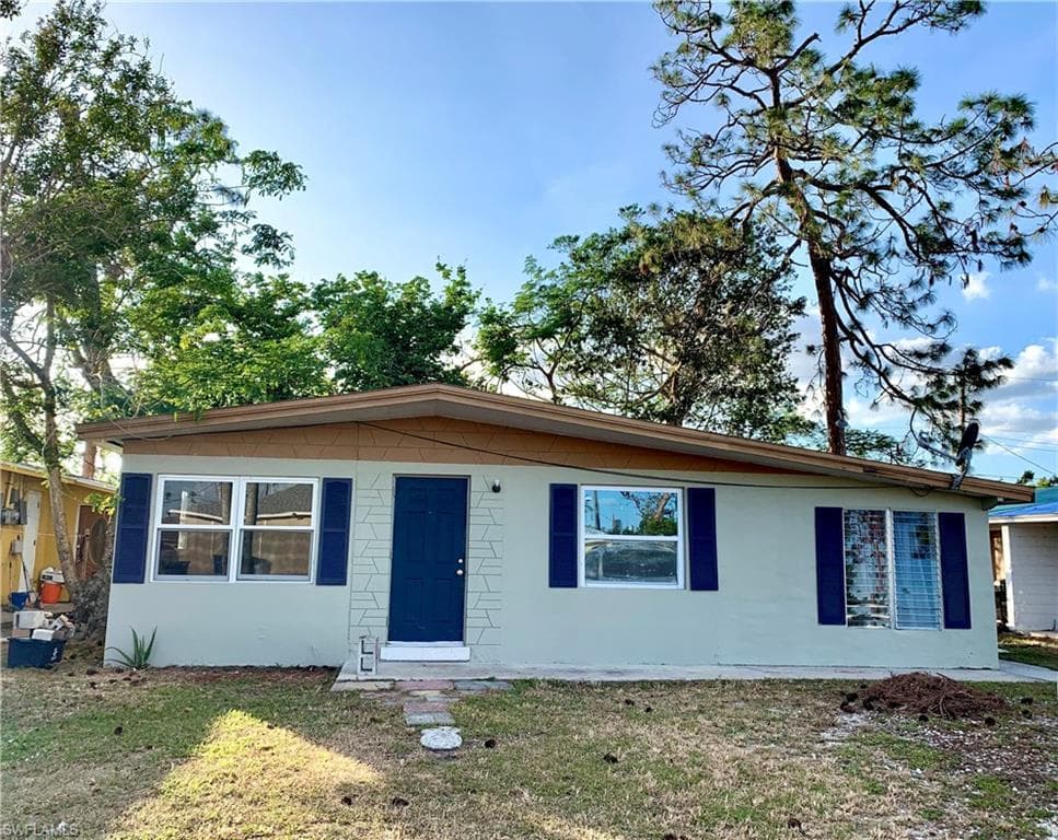 5632 Eighth AVE FORT MYERS, FL 33907