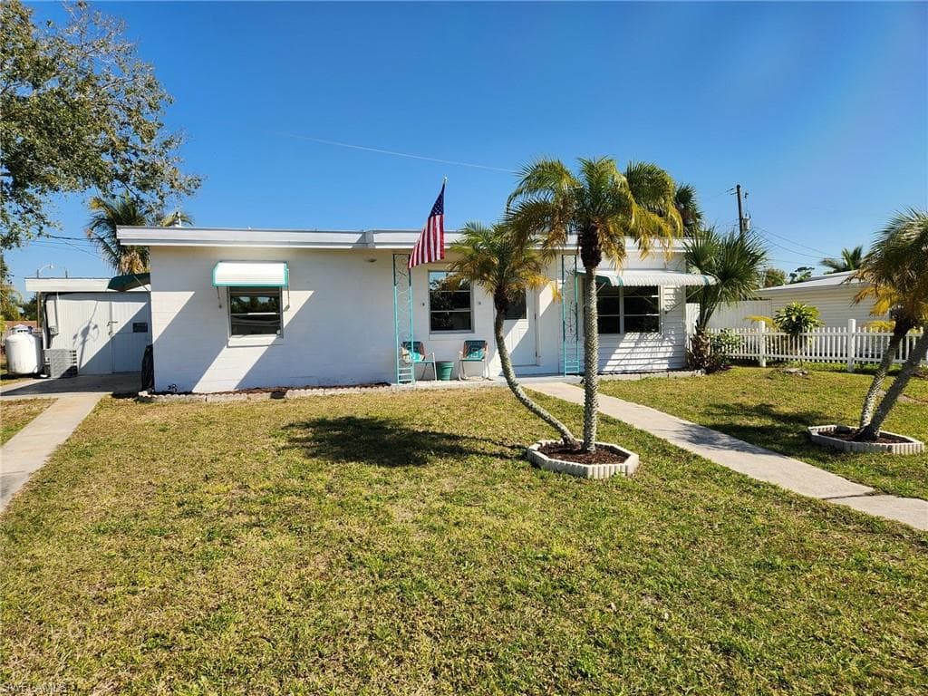 2312 Ednor ST PORT CHARLOTTE, FL 33952