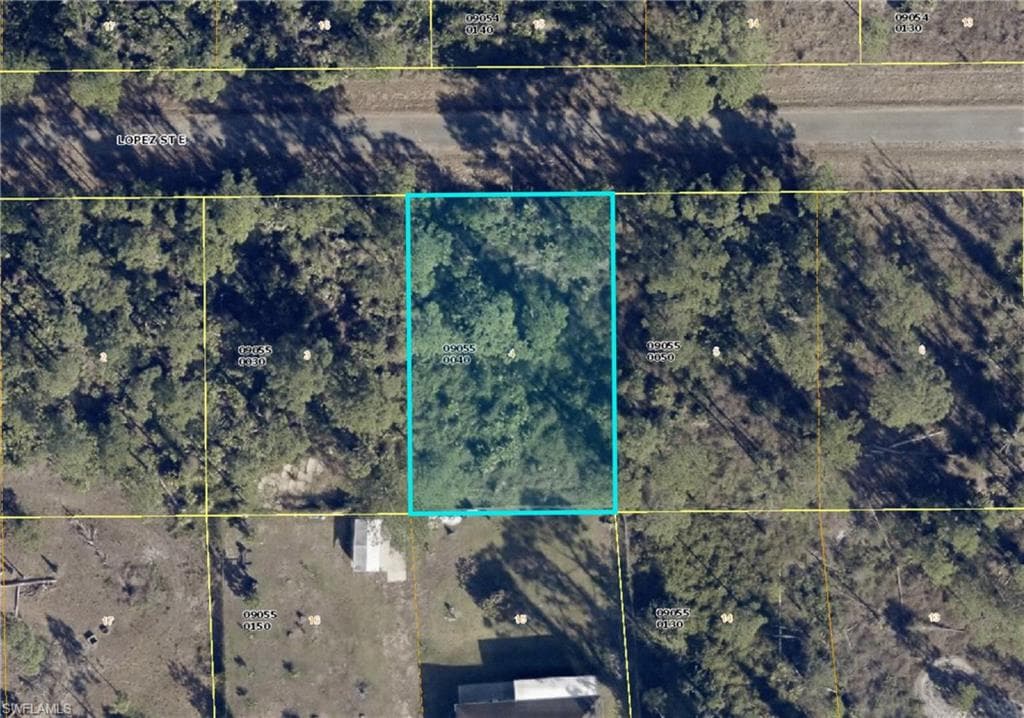 720 Lopez ST E LEHIGH ACRES, FL 33974