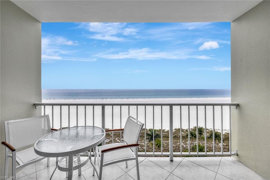 140 Seaview CT N 1101 MARCO ISLAND, FL 34145