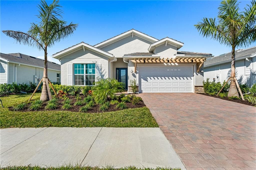534 Kamari CV NAPLES, FL 34114