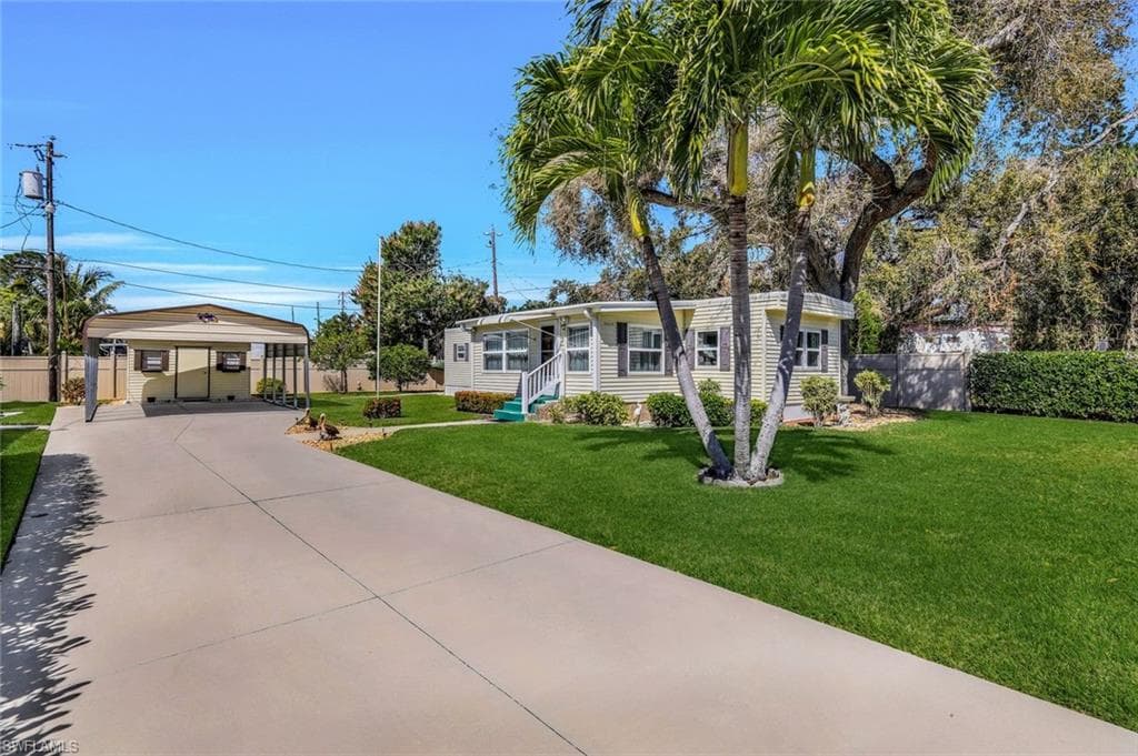 26675 Calypso WAY BONITA SPRINGS, FL 34135