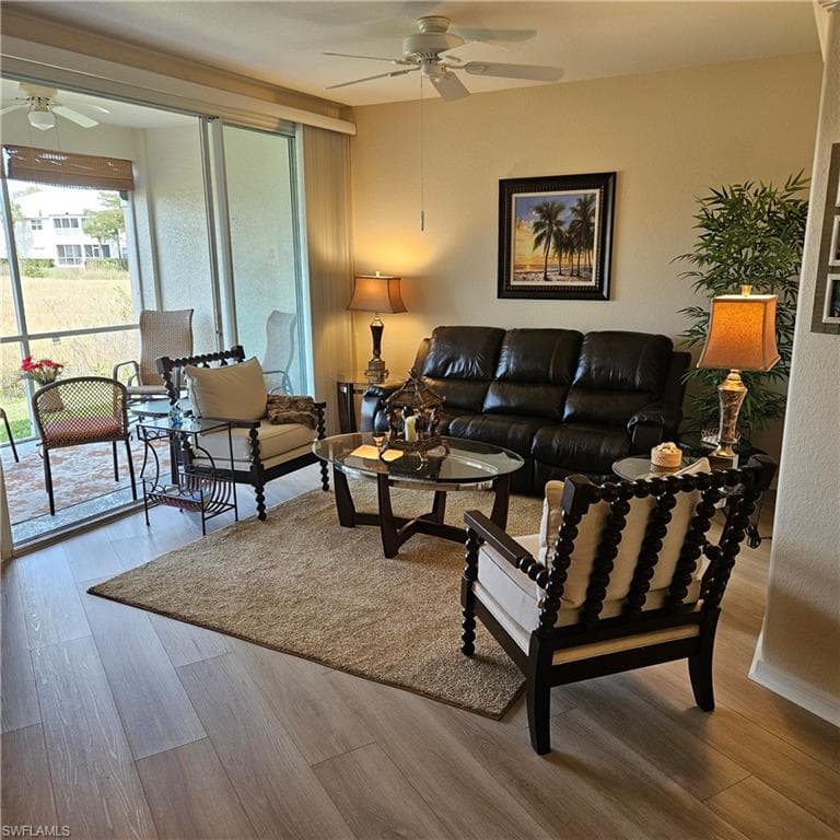 1133 Sweetwater LN 3102 NAPLES, FL 34110