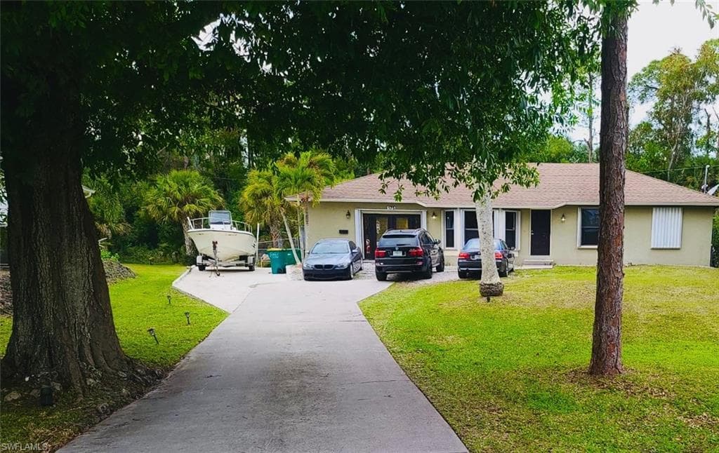 175 5th ST NAPLES, FL 34113