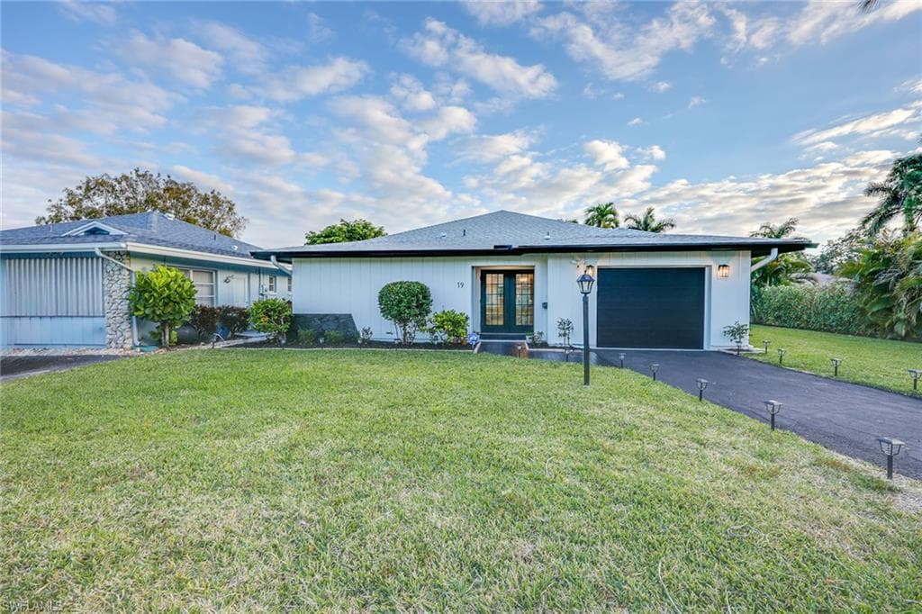 19 Crooked LN 15 NAPLES, FL 34112