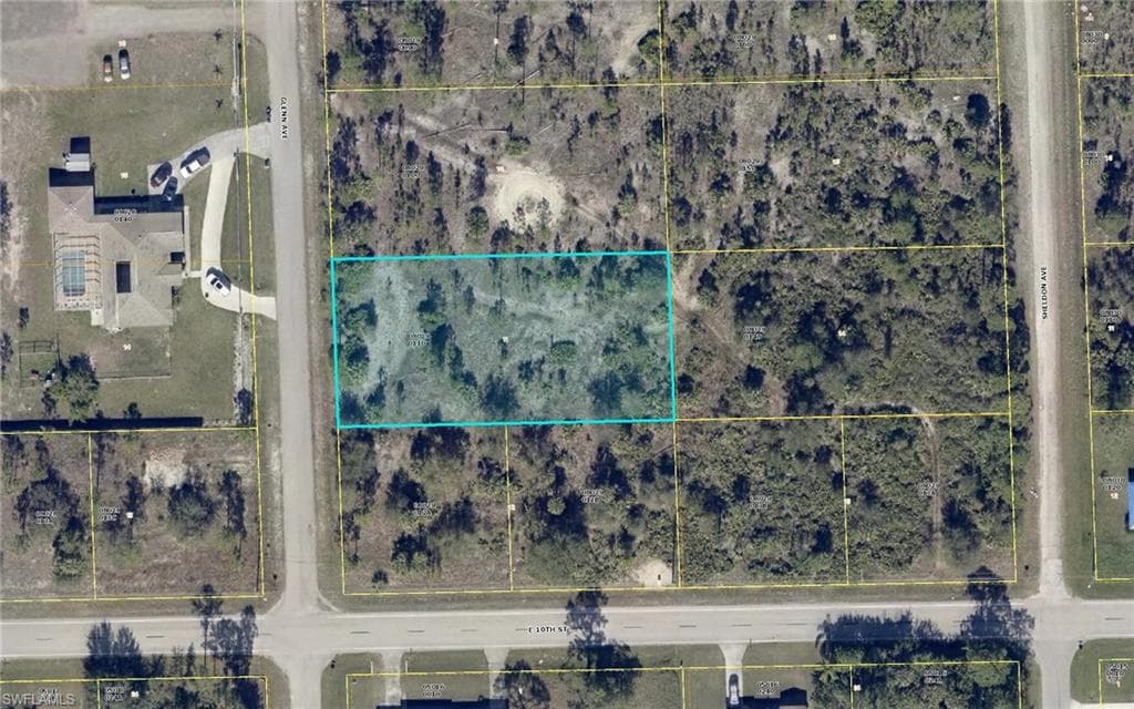 1002 Glenn AVE LEHIGH ACRES, FL 33972
