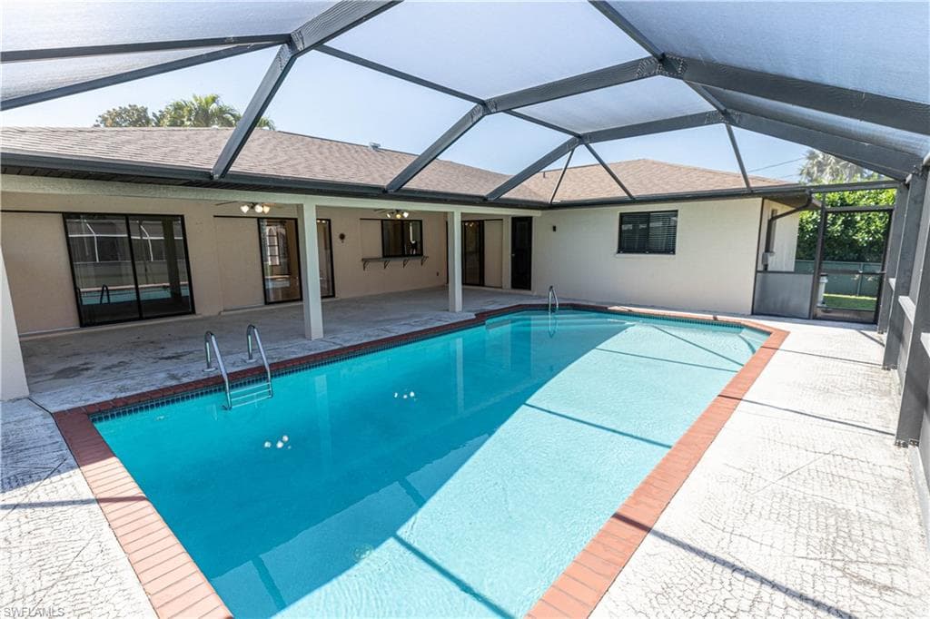 323 SE 46th LN CAPE CORAL, FL 33904