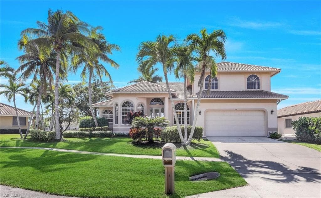 781 Holly CT MARCO ISLAND, FL 34145