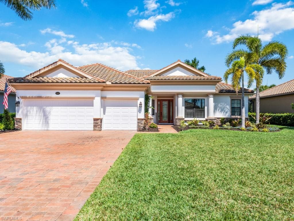 10087 Biscayne Bay LN NAPLES, FL 34120