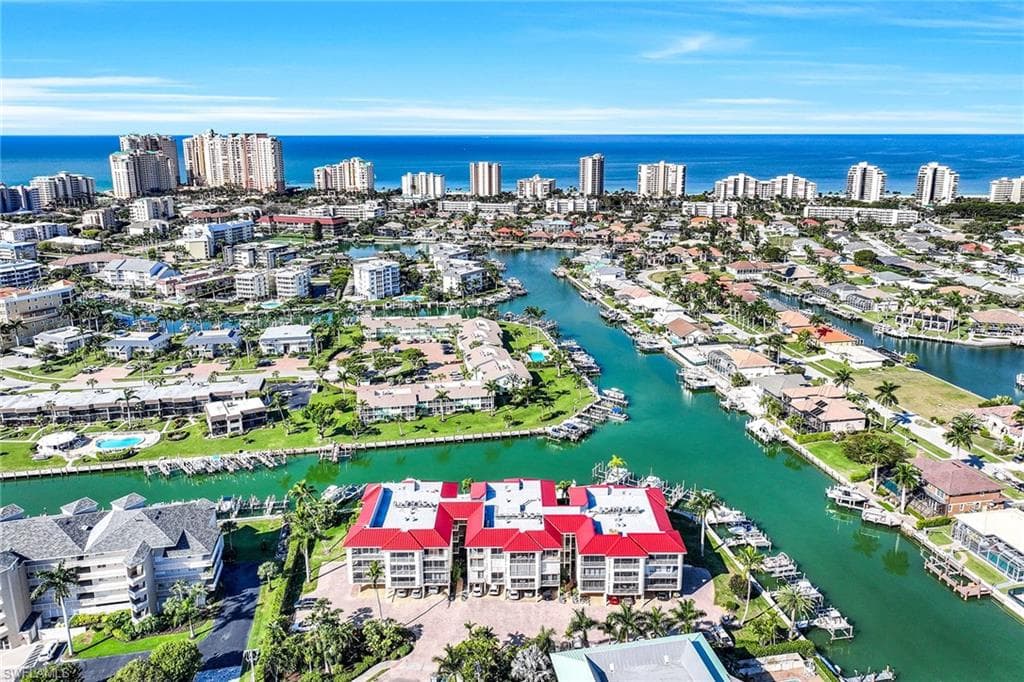 848 Collier CT 205 MARCO ISLAND, FL 34145