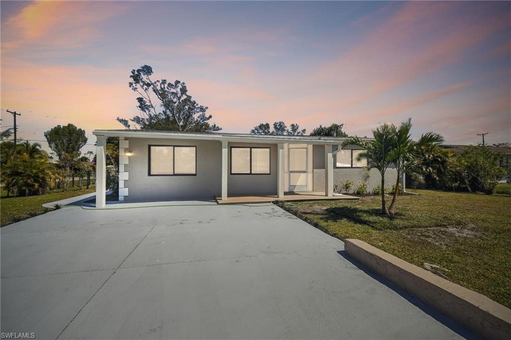 6659 Fiesta WAY FORT MYERS, FL 33919