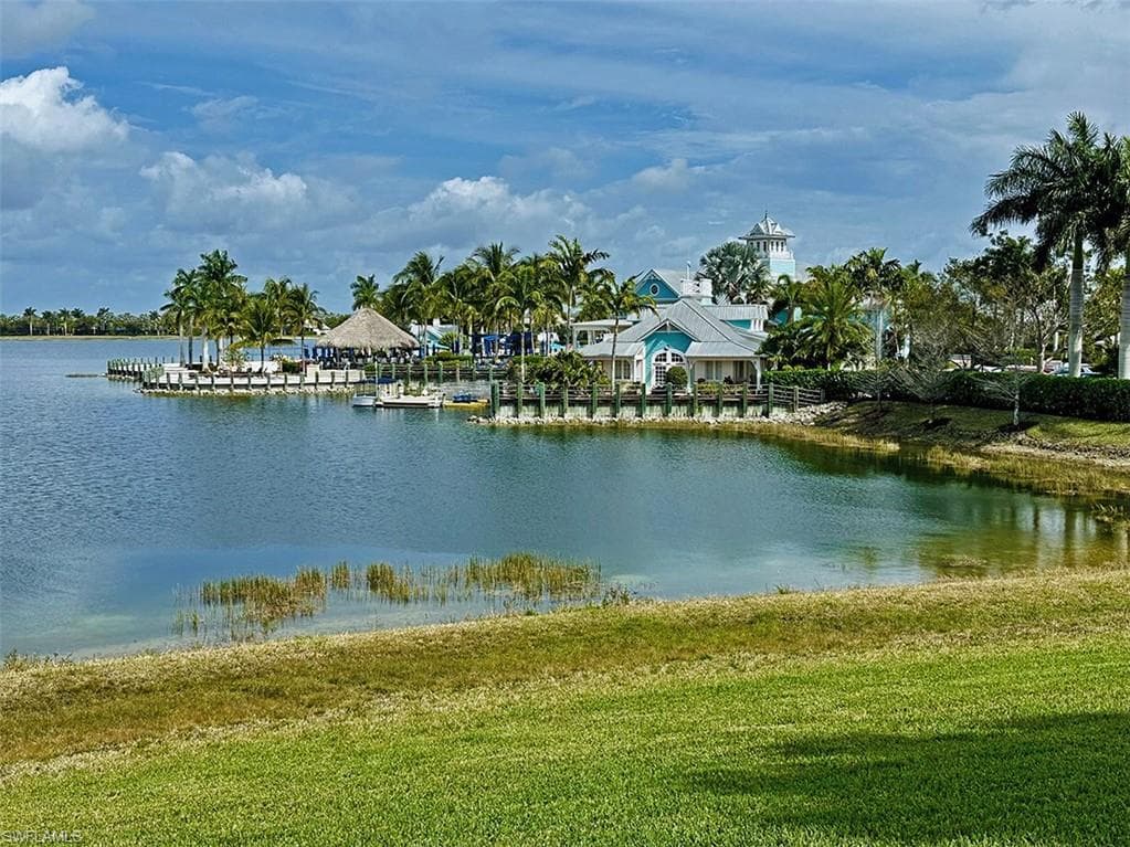 14551 Edgewater CIR NAPLES, FL 34114