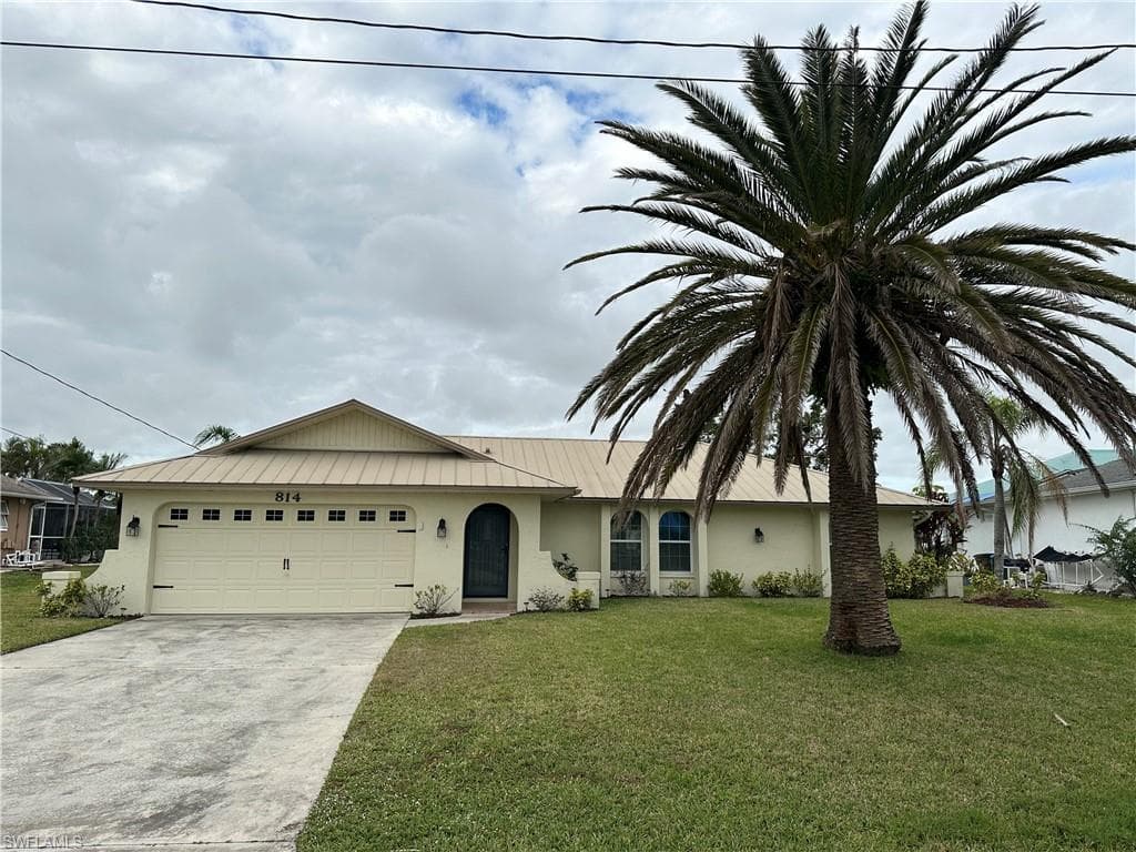 814 SE 21st AVE CAPE CORAL, FL 33990