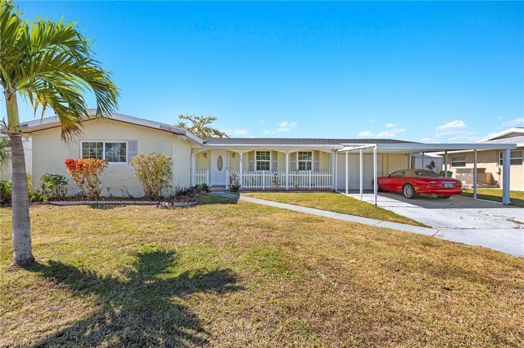 2389 Easy ST PORT CHARLOTTE, FL 33952