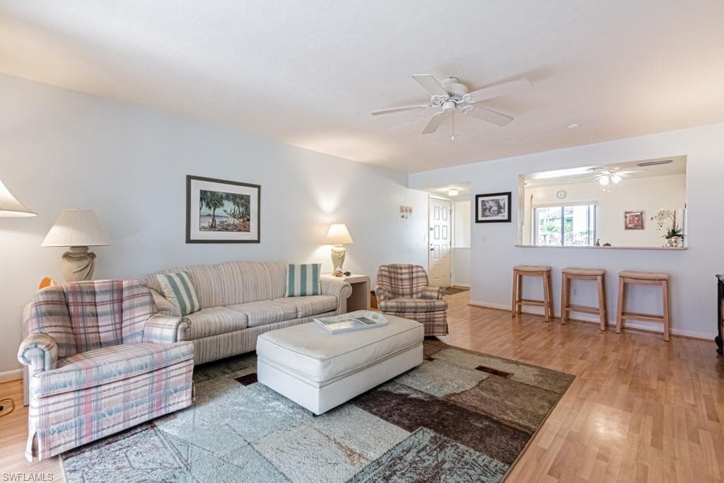 2930 Kings Lake BLVD 2930 NAPLES, FL 34112