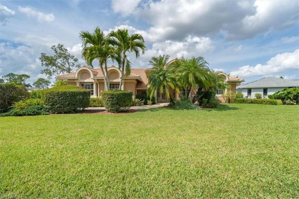 163 Palmetto Dunes CIR NAPLES, FL 34113