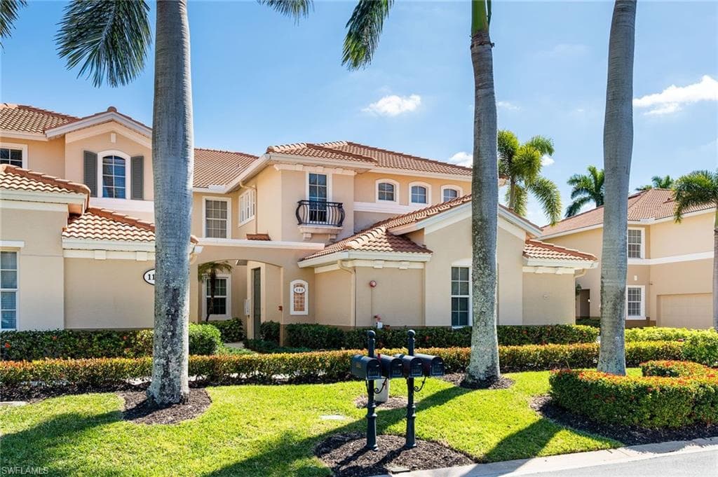 11065 Harbour Yacht CT 202 FORT MYERS, FL 33908