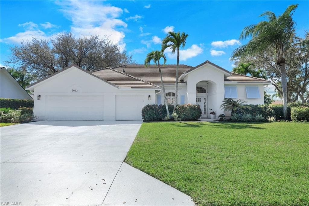 2022 Teagarden LN NAPLES, FL 34110
