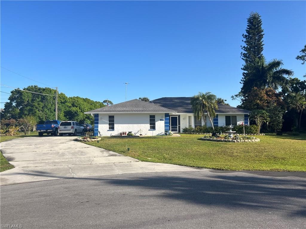 4071 32nd AVE SW NAPLES, FL 34116