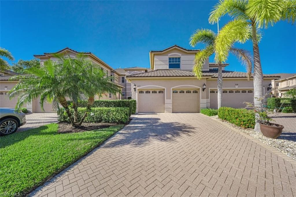 758 Regency Reserve CIR 2102 NAPLES, FL 34119