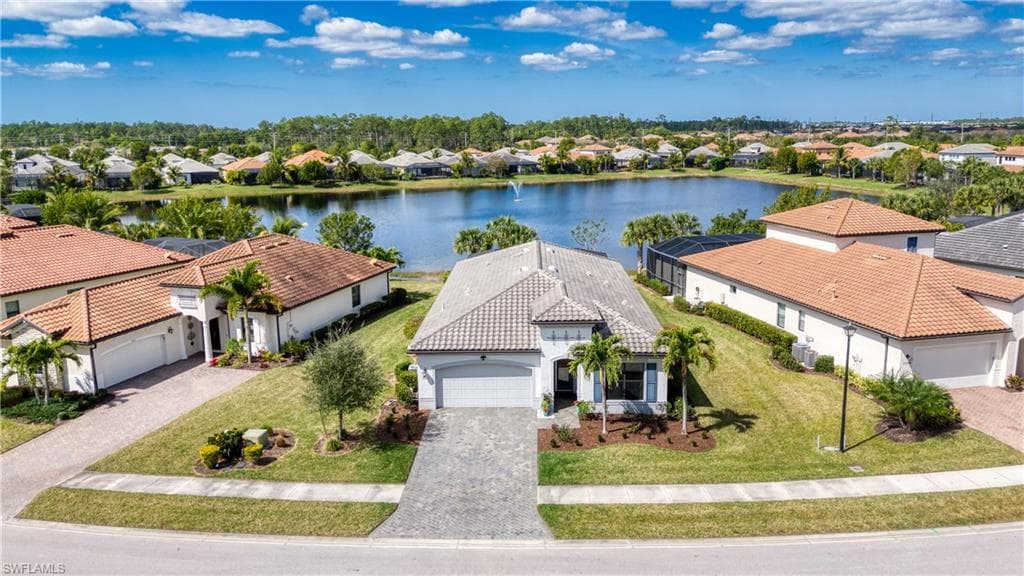 2010 Mustique ST NAPLES, FL 34120