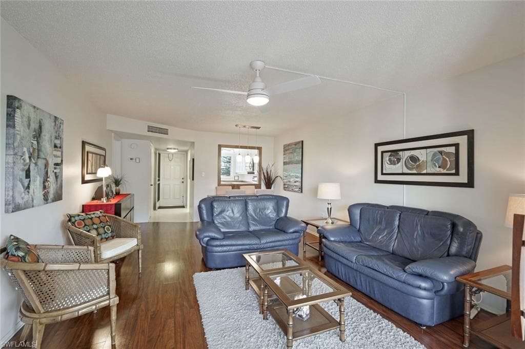 400 Forest Lakes BLVD 304 NAPLES, FL 34105