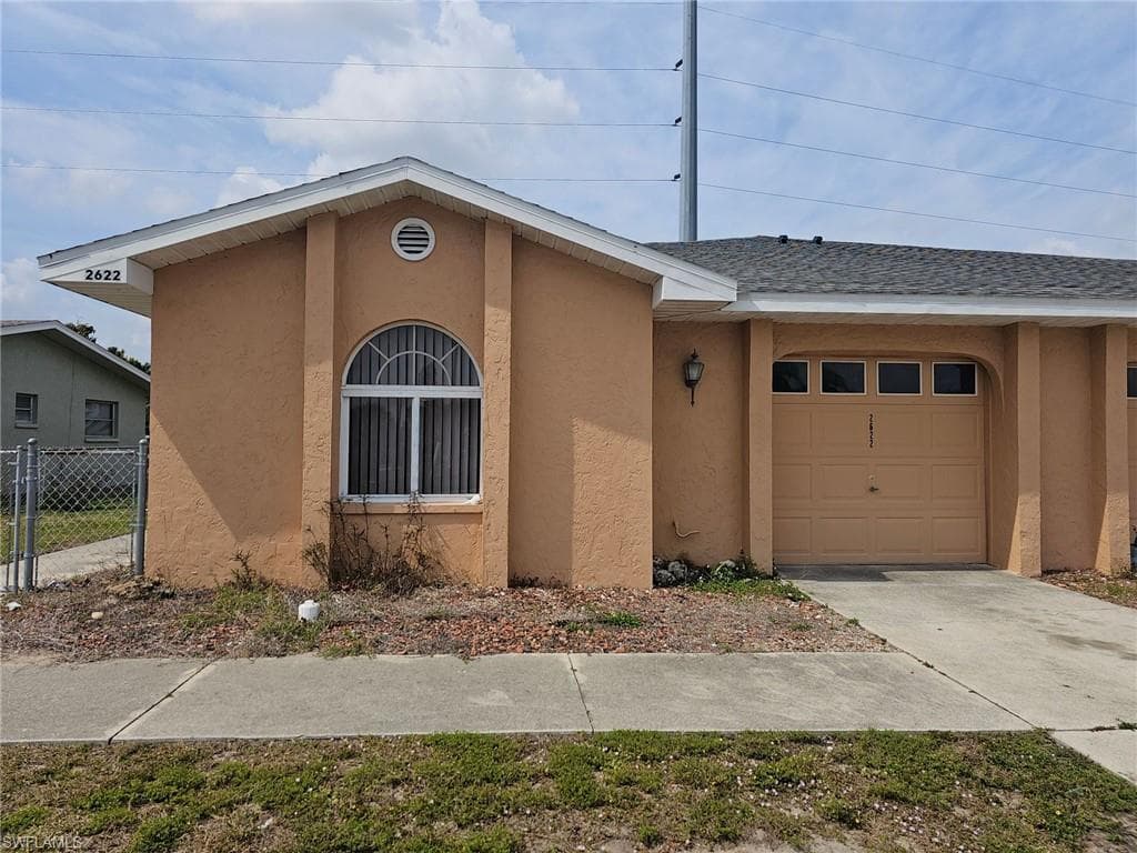 2622 SE 16th PL CAPE CORAL, FL 33904