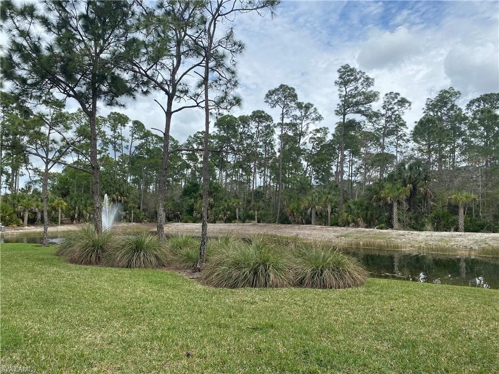 5070 Cedar Springs DR 201 NAPLES, FL 34110