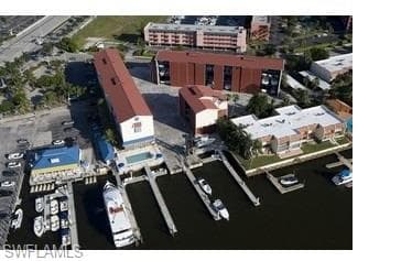 750 River Point DR NAPLES, FL 34102