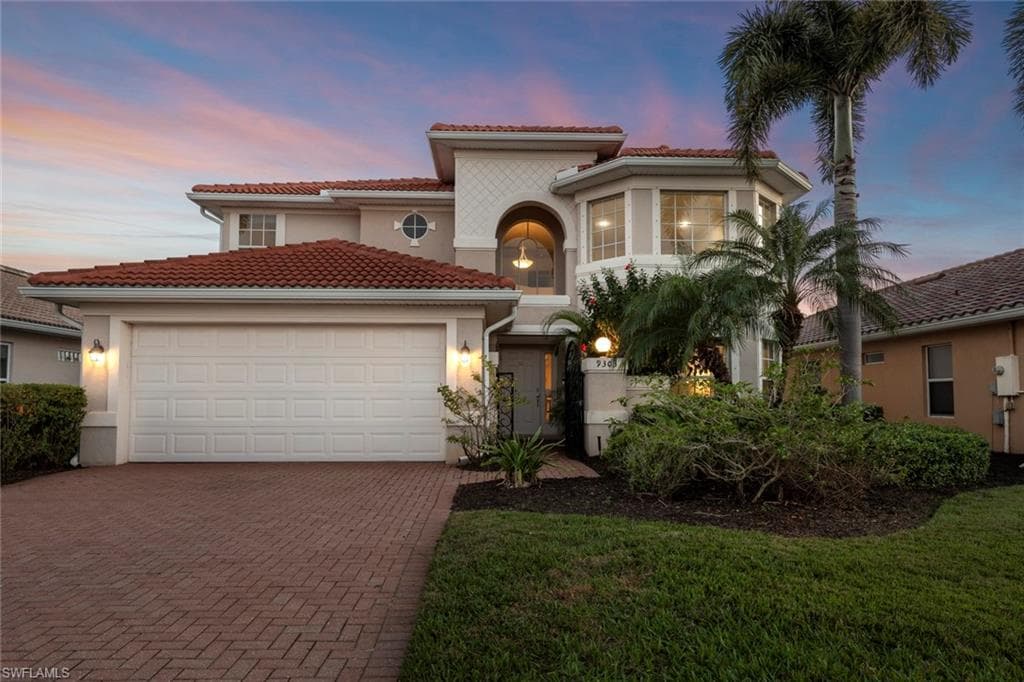 9303 La Bianco ST ESTERO, FL 33967