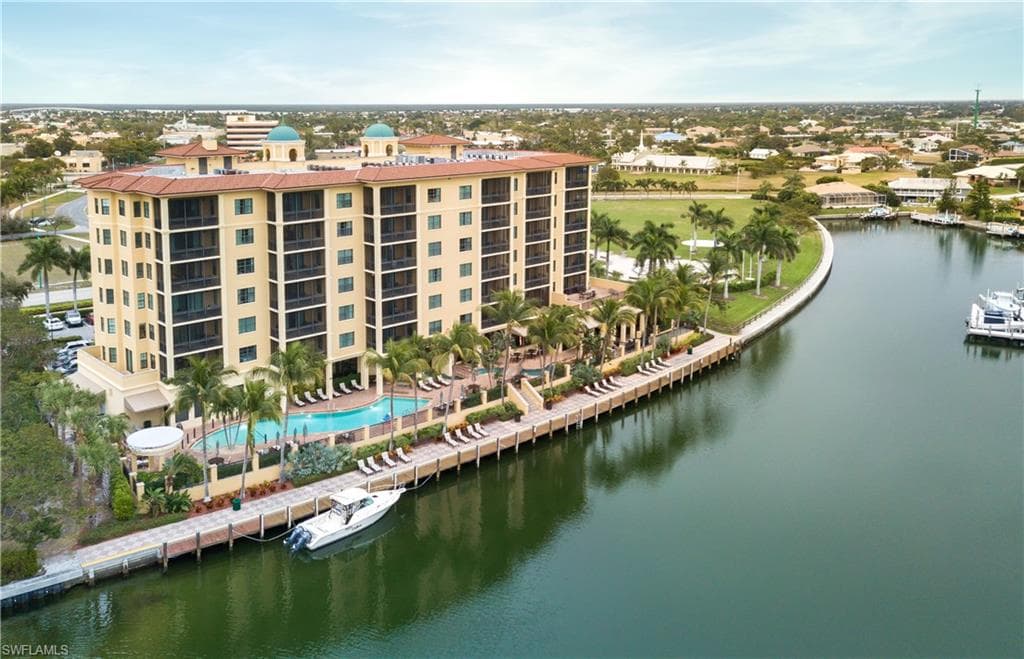 571 Elkcam CIR 605 MARCO ISLAND, FL 34145