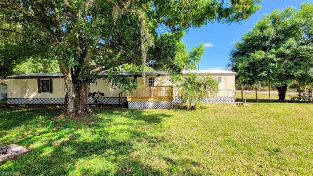 1078 Charles ST MOORE HAVEN, FL 33471