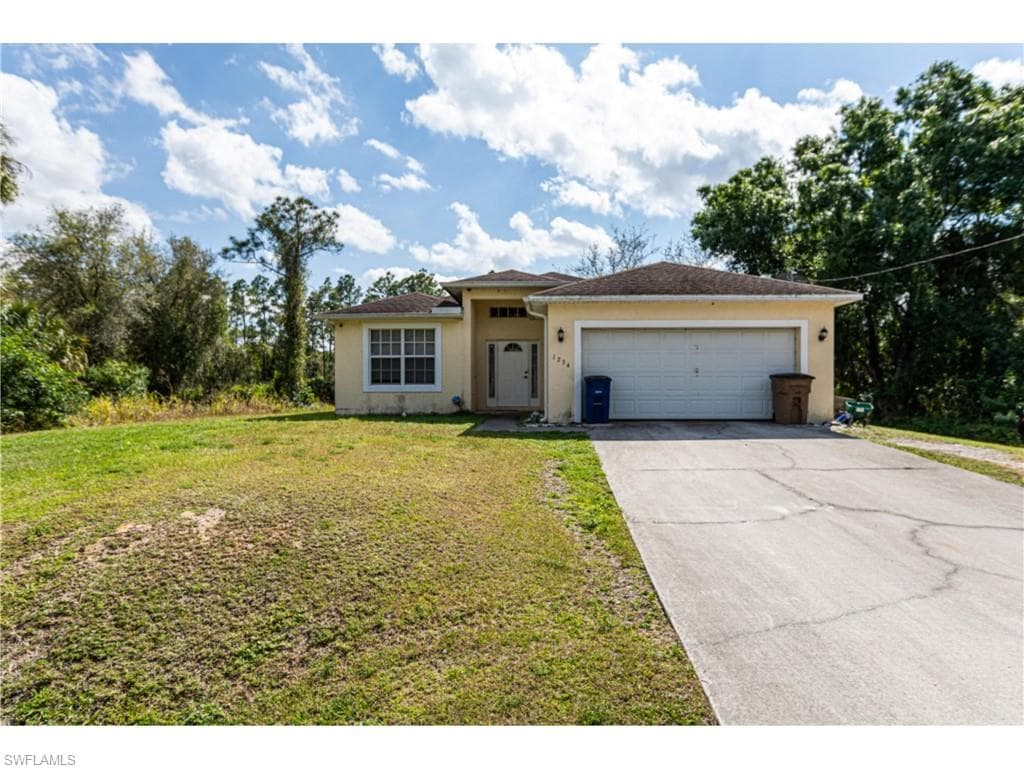1234 Ravenswood ST E LEHIGH ACRES, FL 33974