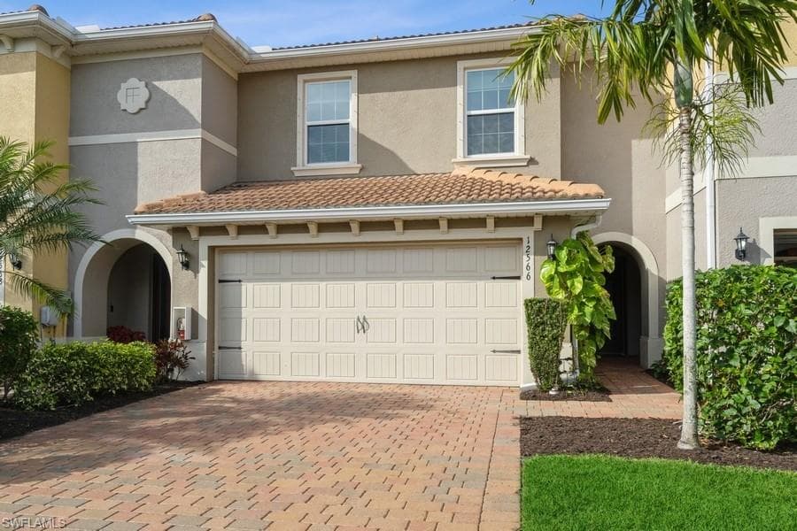 12566 Laurel Cove DR FORT MYERS, FL 33913